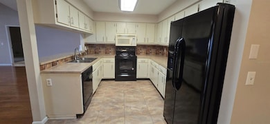 1020 NE 30th Ave unit 107, Ocala, FL 34470 - photo 2