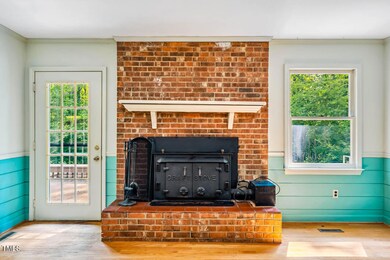 1511HatchRd-004