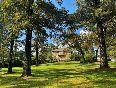 901 Hickory Ave, McComb, MS 39648 - photo 2