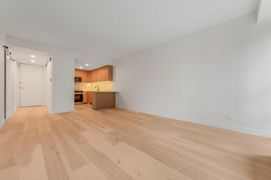 Metropolitan Tower unit 52E, New York, NY 10019 - photo 4