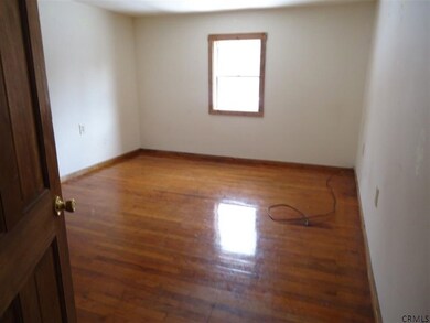 510 Locust Grove Rd, Greenfield Center, NY 12833 - photo 4