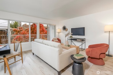 308 Summit Ave E unit 303, Seattle, WA 98102 - photo 5