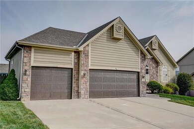 1412 SW 44th St, Lees Summit, MO 64082 - photo 2