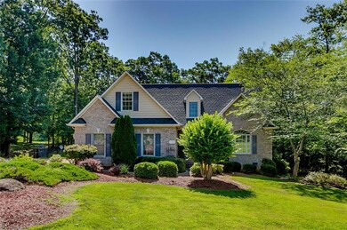 2380 Hickory Forest Dr, Asheboro, NC 27203 - photo 2