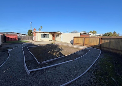 2053 Harding Ave, San Mateo, CA 94403 - photo 2