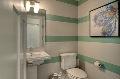 Photo is from a model home in another community and used for representational purposes only. Finishes and colors will vary. Please visit the sales office at Kennedy Falls for accurate details.