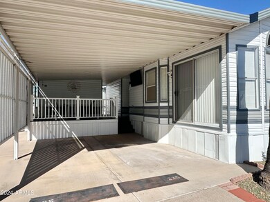 GREAT CARPORT SPACE