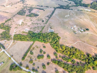 000 Deep Creek, Rhome, TX 76078 - photo 4