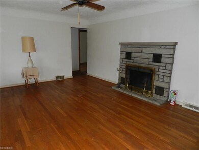 657 E Garfield Rd, Aurora, OH 44202 - photo 2