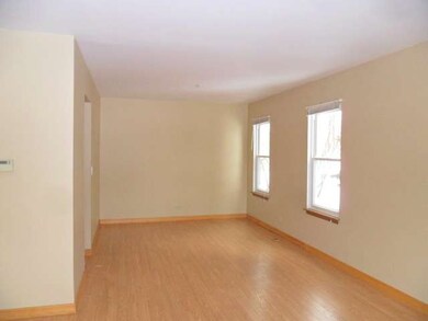 1040 Fox Run Ln, Algonquin, IL 60102 - photo 2