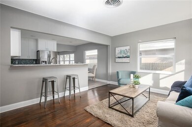 1510 15th St N, Saint Petersburg, FL 33704 - photo 6