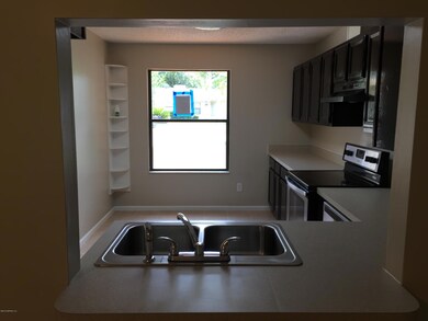 7777 Hunters Lake Cir N, Jacksonville, FL 32210 - photo 7