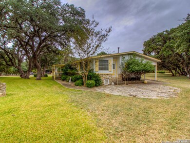 8655 Buckskin Dr, Boerne, TX 78006 - photo 2