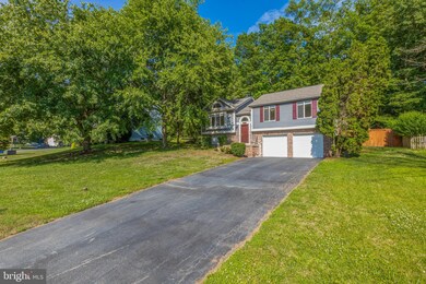 16127 Olmstead Ln, Woodbridge, VA 22191 - photo 2