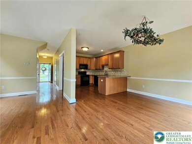 312 Maple Ct, Alburtis, PA 18011 - photo 7