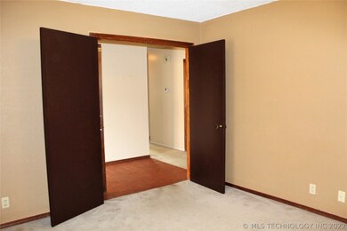 416 N Gardenia Ave, Broken Arrow, OK 74012 - photo 3