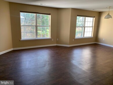 2018 Windsong Dr unit 3D, Hagerstown, MD 21740 - photo 2