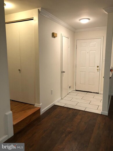 18619 Winding Creek Place, Germantown, MD 20874 - photo 6