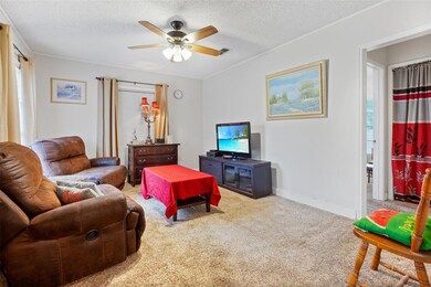 252 E Boyd St, Bonham, TX 75418 - photo 5