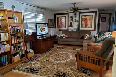 442 Northcutt Dr, Alamo, TX 78516 - photo 2