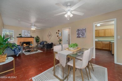 11-web-or-mls-2809 E Lester St - MLS Ima
