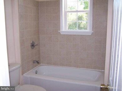 8282 Opal Rd, Warrenton, VA 20186 - photo 5