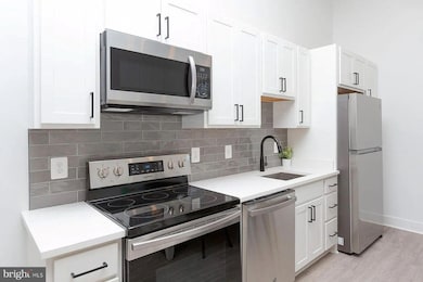 211 Saint Paul St unit 504, Baltimore, MD 21202 - photo 2