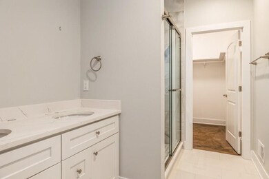 06_11133StrawberryFieldsRoad_13_PrimaryB