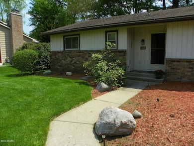 1408 Andrew St SE 006