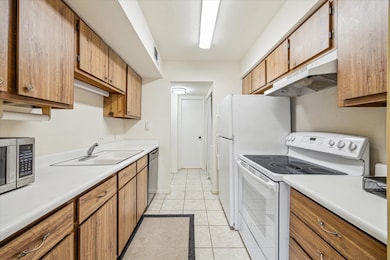 The kitchen has everything you need and plenty of