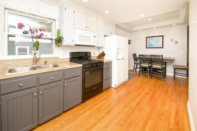 9 Bear Hill Rd, Newton, NH 03858 - photo 4