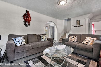 1408 E Oakland Ave, Lansing, MI 48906 - photo 3