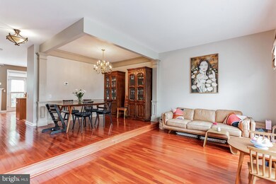 32 Charter Oak Ct unit 702, Doylestown, PA 18901 - photo 3