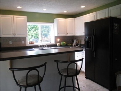 323 Yellowcreek St, Homer City, PA 15748 - photo 3