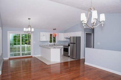 14 Cliftondale Ave, Saugus, MA 01906 - photo 4