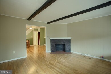 1256 Girard Ave, Reading, PA 19610 - photo 2