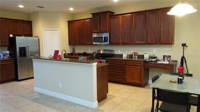 Kitchen - Breakfast area