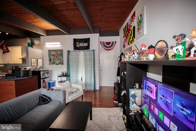 7821 Enola St unit 207, McLean, VA 22102 - photo 6