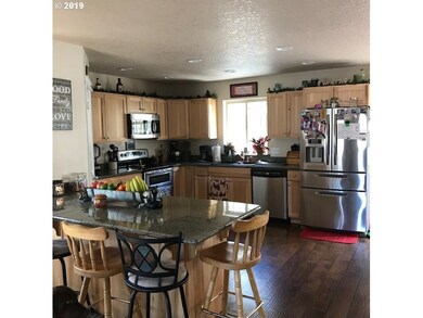 237 Elkview Dr, Canyon City, OR 97820 - photo 3