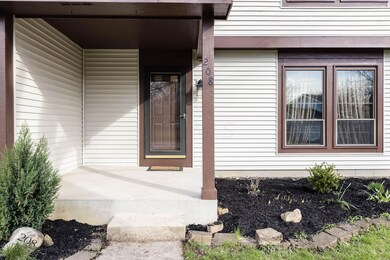 208 Benton Way-05