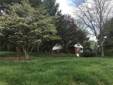 Spacious Yard around Home