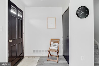 215 Worthmont Rd, Catonsville, MD 21228 - photo 4