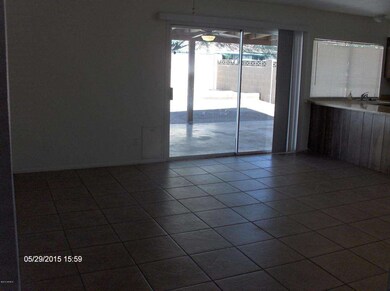 18027 n 33rd drv 006
