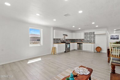 3526 Lincoln Ave, El Paso, TX 79930 - photo 7
