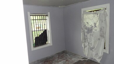 6723 Kittridge St, Houston, TX 77028 - photo 5