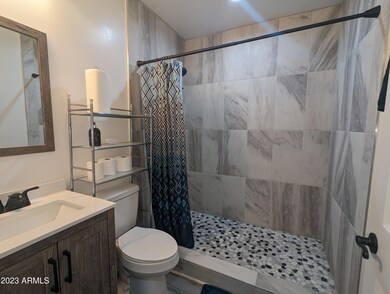 2021 N 24th Place unit B, Phoenix, AZ 85008 - photo 2