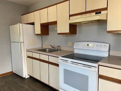 155 E Central St unit F, Franklin, MA 02038 - photo 2