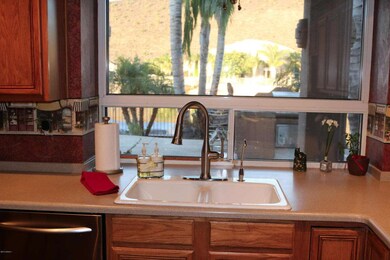 Kitchen Sink Lake Views