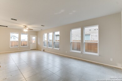 5901 Fannin Point, Schertz, TX 78108 - photo 3