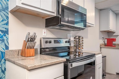 177 Silver Springs Cir SW, Atlanta, GA 30310 - photo 6